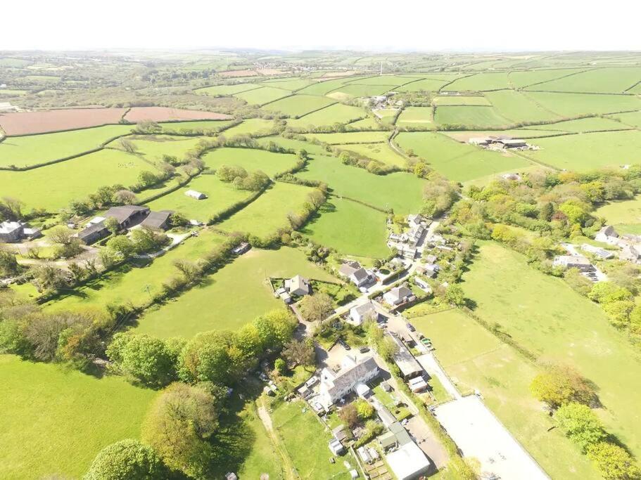 Rural Cosy Retreat For Two Near Port Isaac Apartment Delabole Ngoại thất bức ảnh